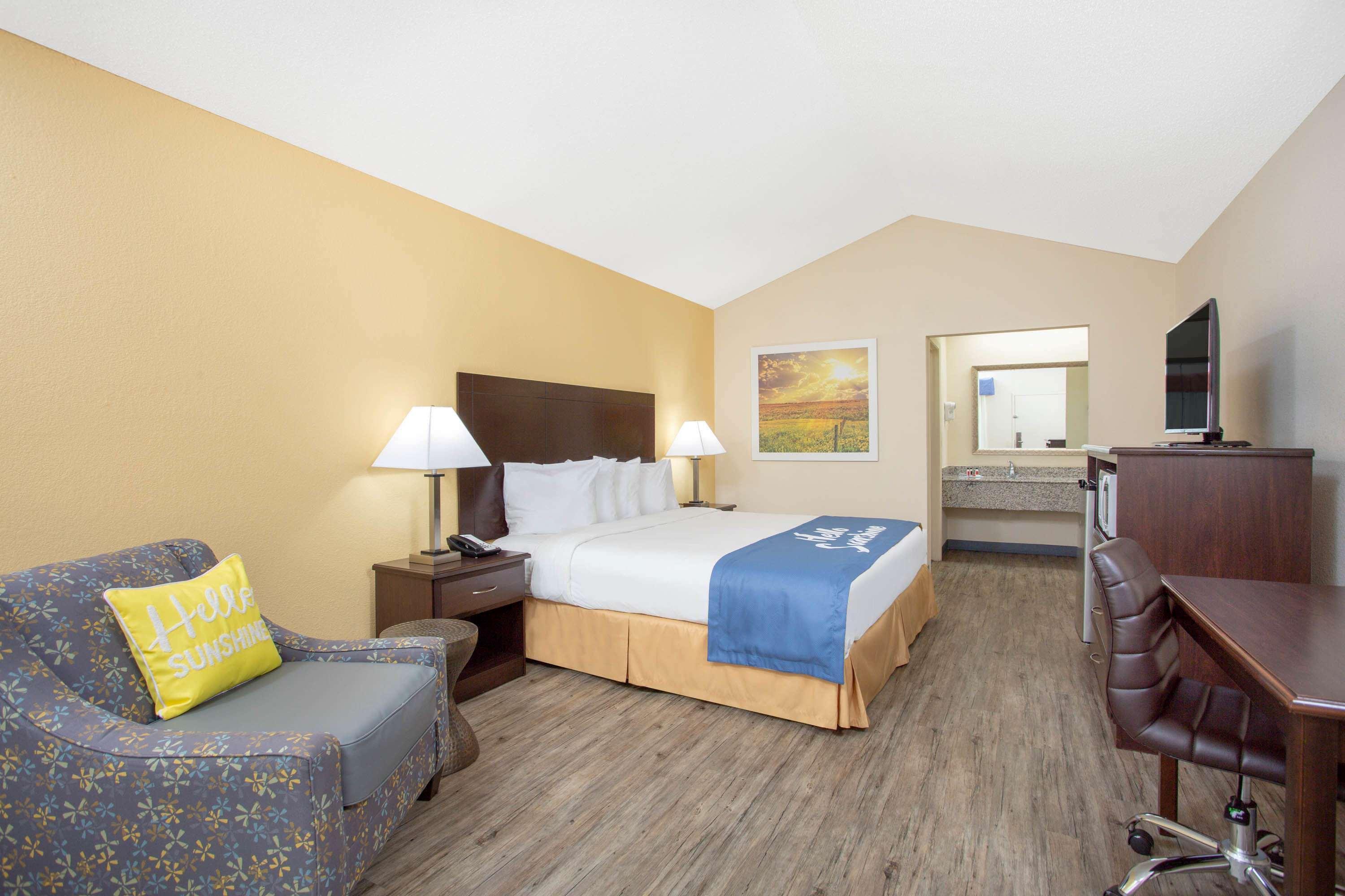 Days Inn By Wyndham Lake City Eksteriør bilde